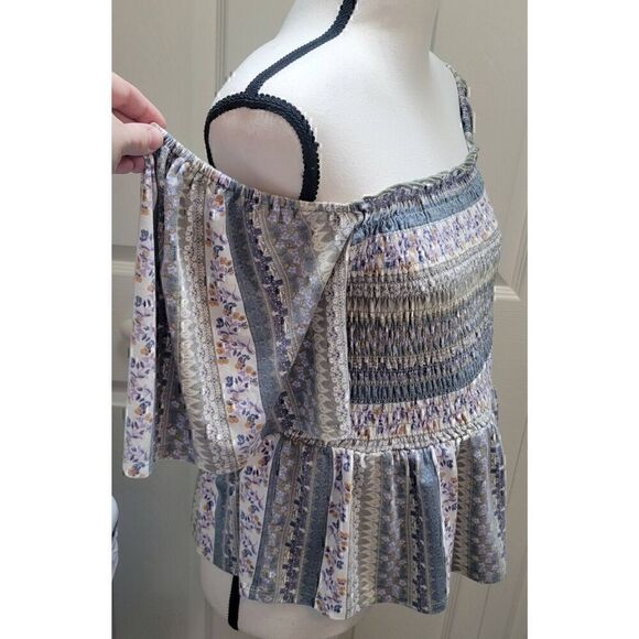 Gypsies & Moondust Smocked Peplum Top Size XL Off Shoulder - Picture 6 of 9